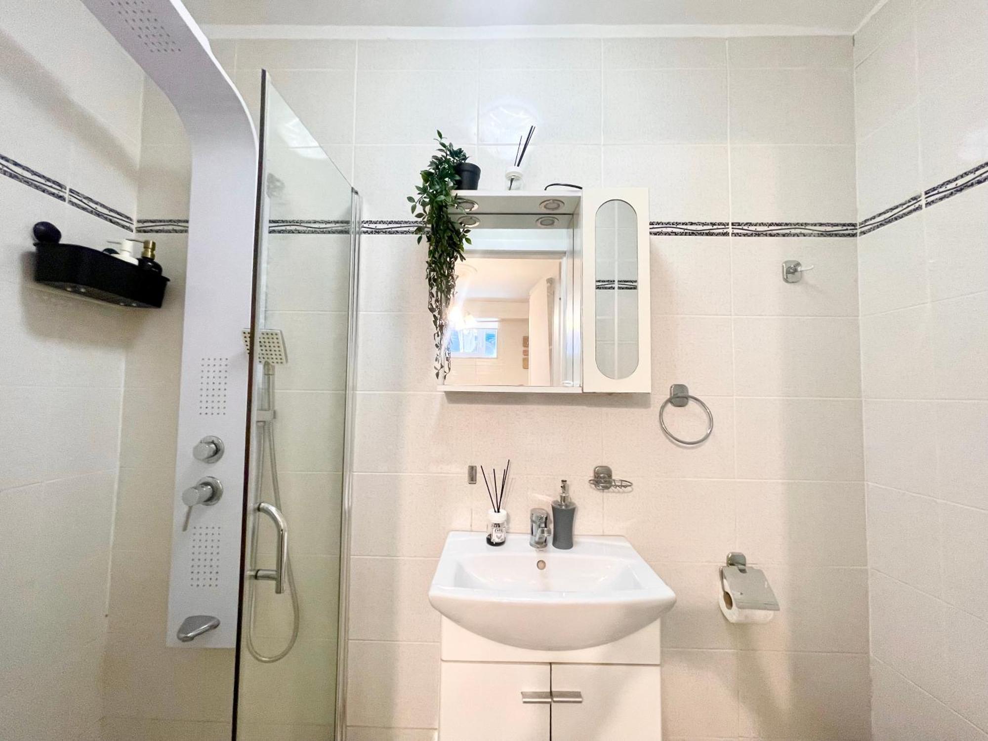 Prime 1 Studio Bucharest Luaran gambar